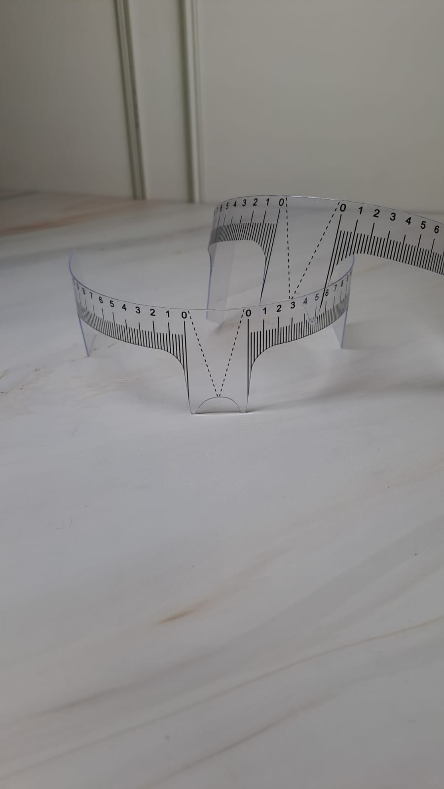 Regla para diseño de cejas